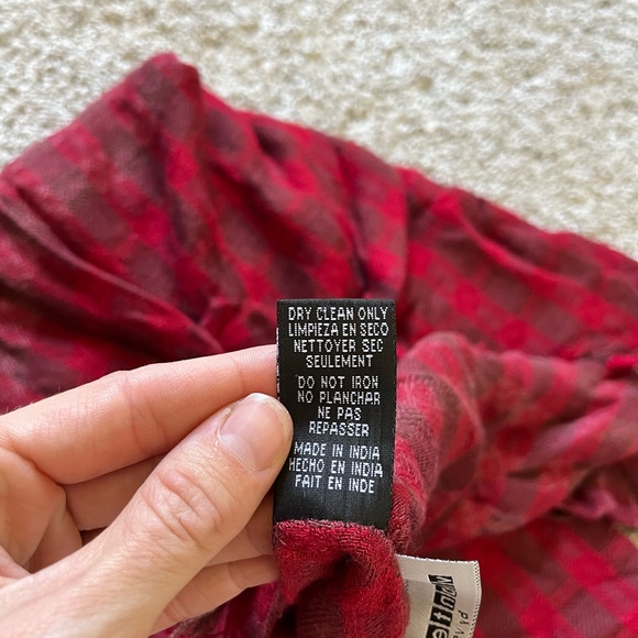 Vivante By VSA Scarf Red Plaid Fringe 100% Viscose Holiday Christmas 5 Feet - Picture 4 of 8